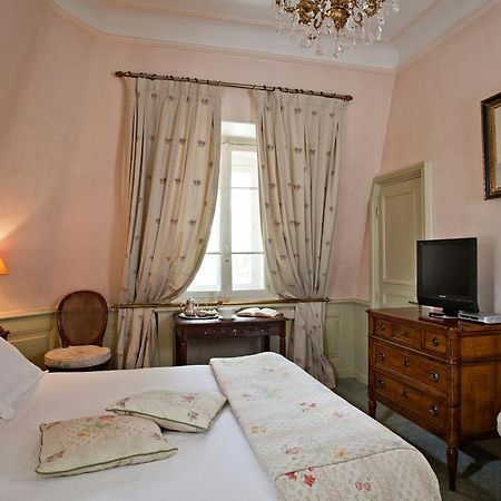Hostellerie Les Frenes 亞維農 客房 照片
