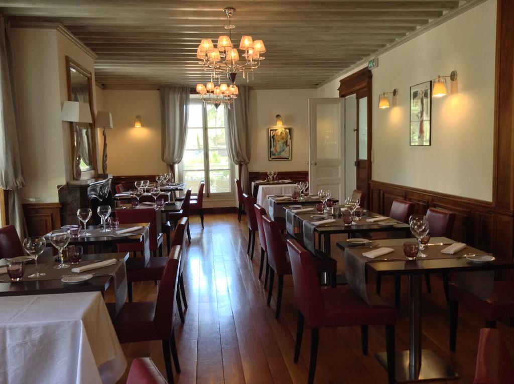 Hostellerie Les Frenes 亞維農 外观 照片