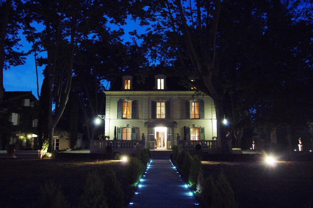 Hostellerie Les Frenes 亞維農 外观 照片